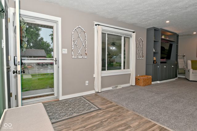 197 Depot Court, Bargersville, IN 46106