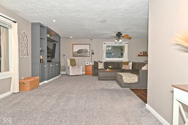 197 Depot Court, Bargersville, IN 46106