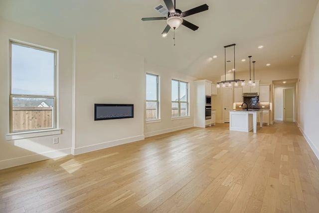 838 Stone Grove Road, Lavon, TX 75166