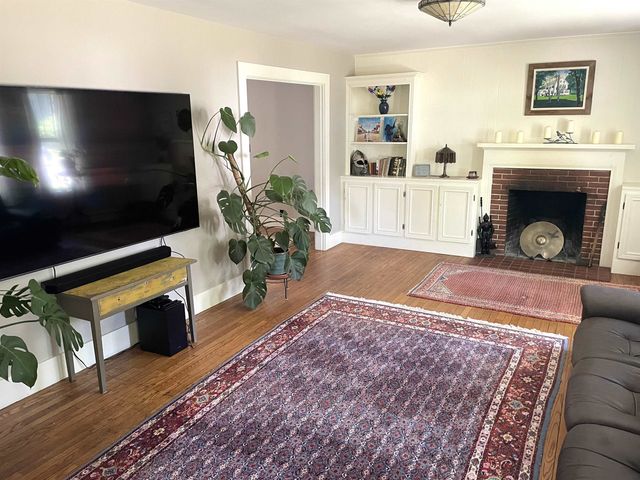 11 Copeland Drive, Rochester, NH 03867