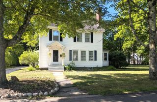 11 Copeland Drive, Rochester, NH 03867