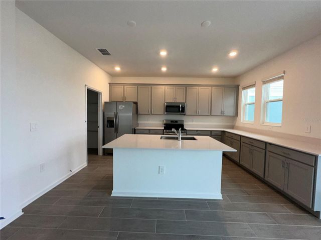 2840 FITNESS STREET, Clermont, FL 34714