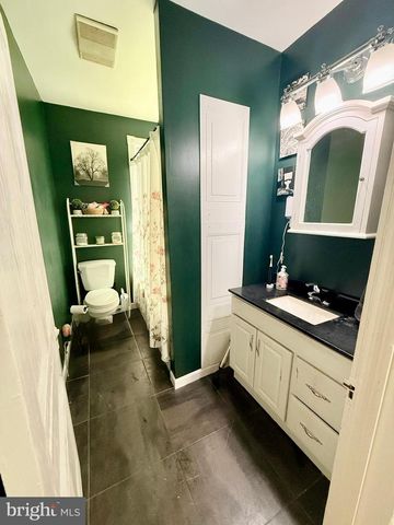 402 W 1ST ST, Birdsboro, PA 19508