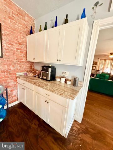 402 W 1ST ST, Birdsboro, PA 19508