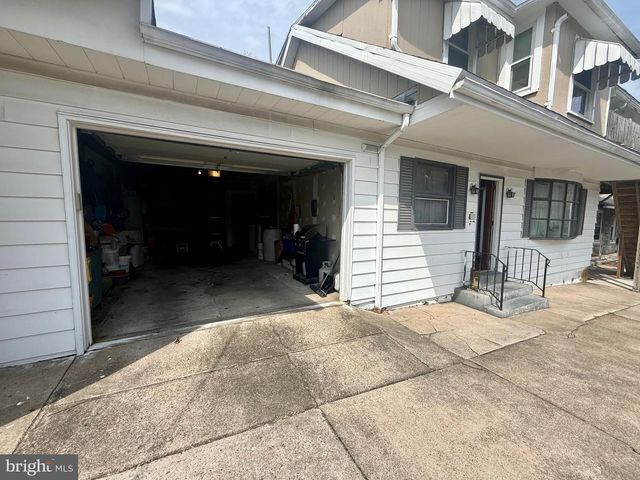 402 W 1ST ST, Birdsboro, PA 19508