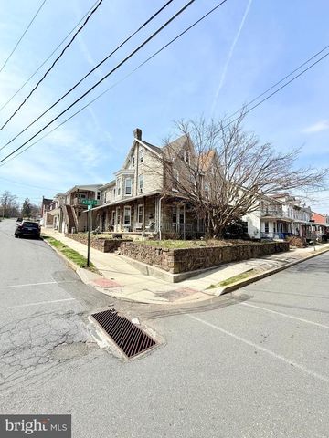 402 W 1ST ST, Birdsboro, PA 19508
