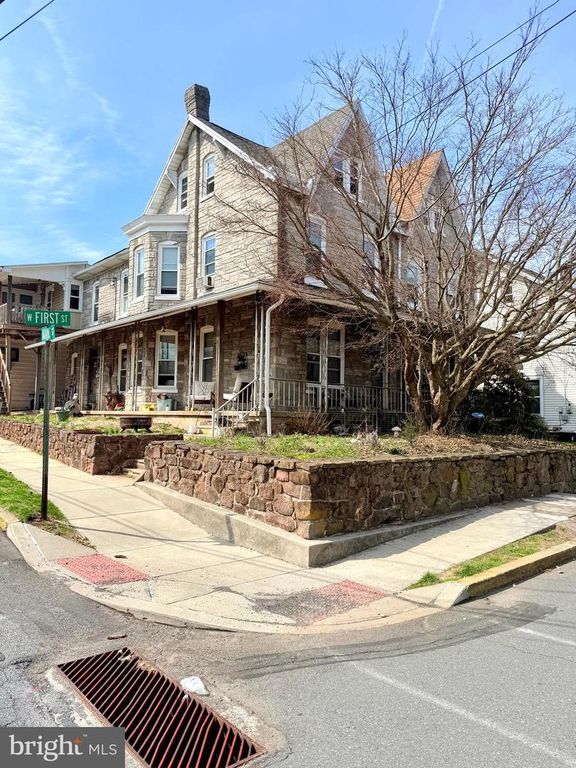 402 W 1ST ST, Birdsboro, PA 19508