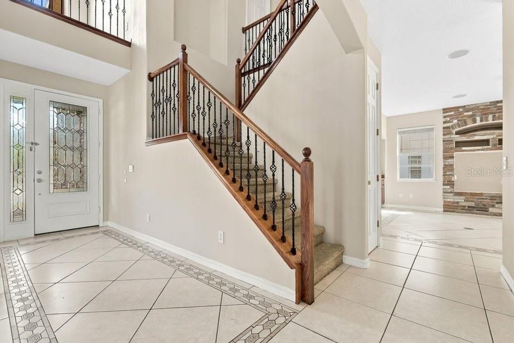 Image 2 of property listing at 2609 SAND ARBOR CIRCLE, Orlando, FL 32824