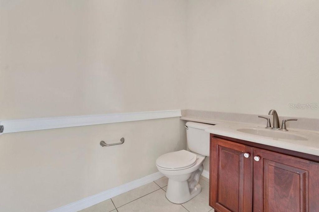 Image 15 of property listing at 2609 SAND ARBOR CIRCLE, Orlando, FL 32824
