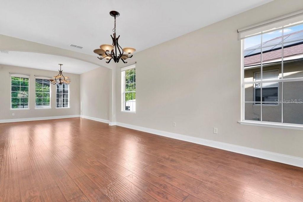 Image 3 of property listing at 2609 SAND ARBOR CIRCLE, Orlando, FL 32824