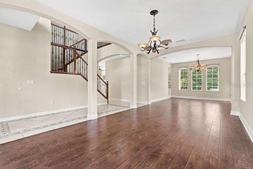 Image 5 of property listing at 2609 SAND ARBOR CIRCLE, Orlando, FL 32824