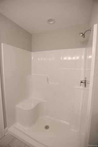 1012 Camellia Circle 48, Marion Twp, MI 48843