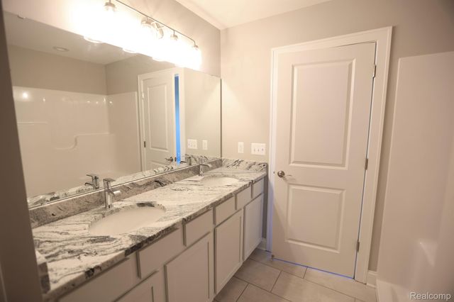 1012 Camellia Circle 48, Marion Twp, MI 48843