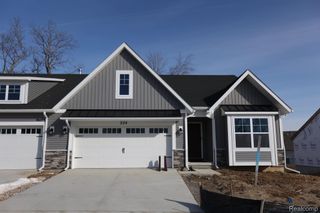 1012 Camellia Circle 48, Marion Twp, MI 48843