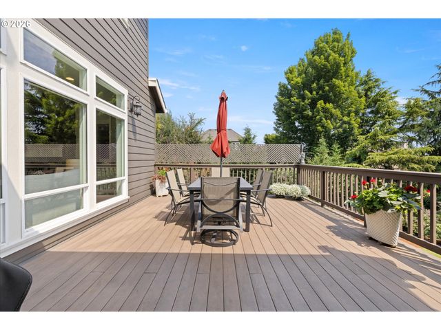 21818 SHANNON Ln, West Linn, OR 97068