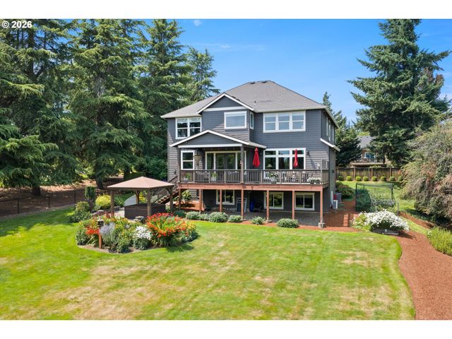 21818 SHANNON Ln, West Linn, OR 97068
