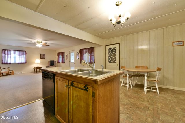 807 Fon Clair Street, Johnstown, NY 12095