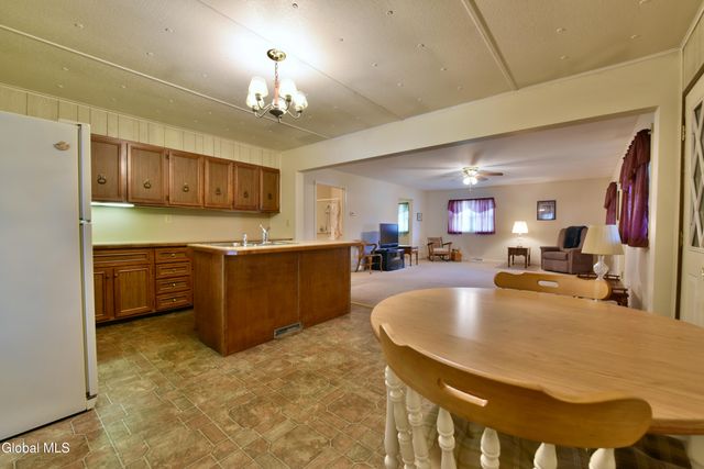 807 Fon Clair Street, Johnstown, NY 12095