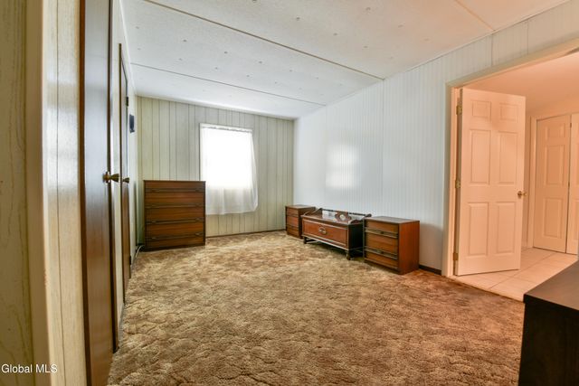 807 Fon Clair Street, Johnstown, NY 12095