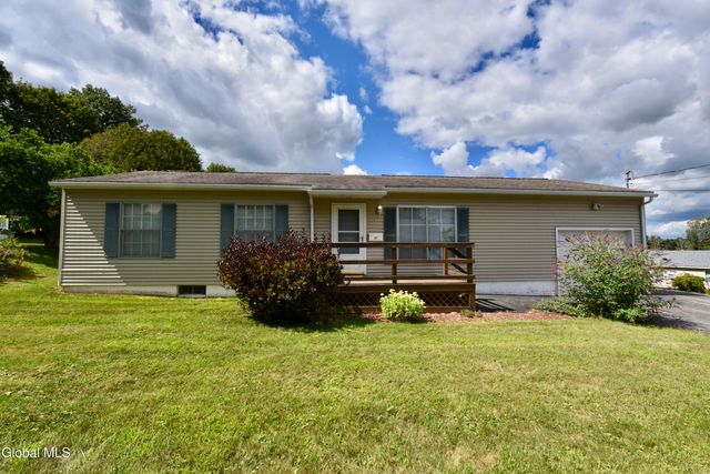 807 Fon Clair Street, Johnstown, NY 12095