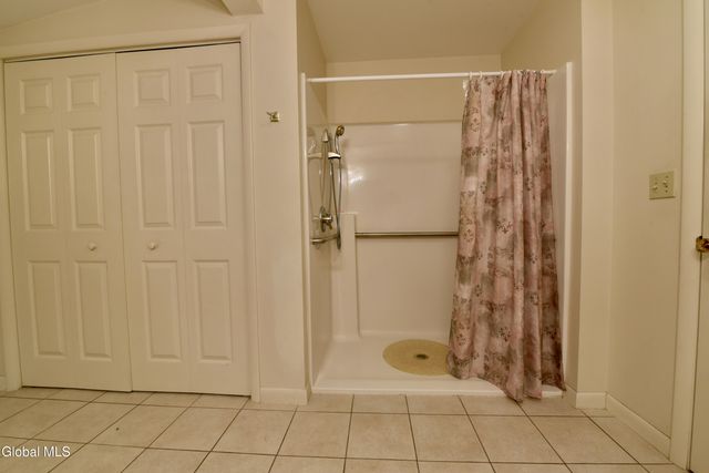 807 Fon Clair Street, Johnstown, NY 12095