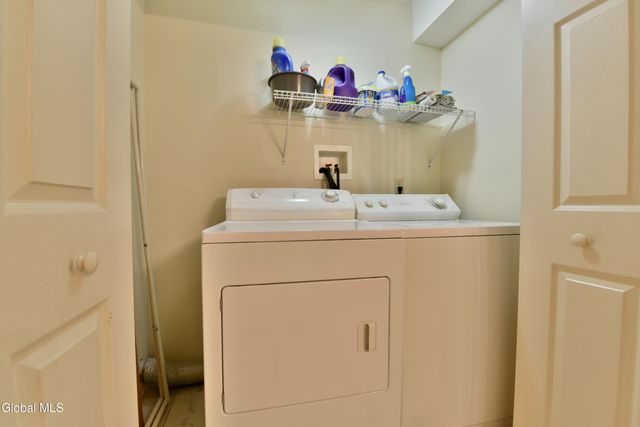 807 Fon Clair Street, Johnstown, NY 12095