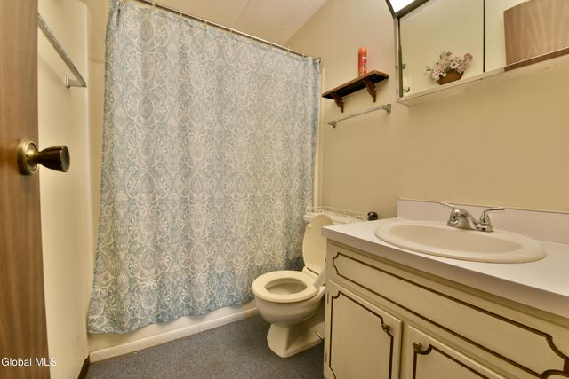 807 Fon Clair Street, Johnstown, NY 12095