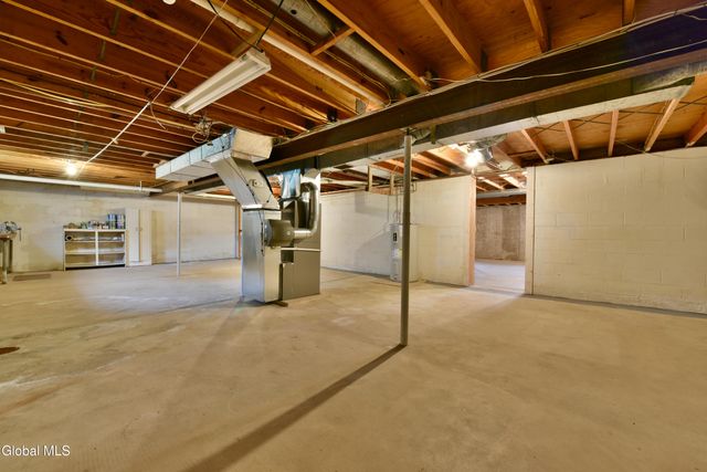 807 Fon Clair Street, Johnstown, NY 12095