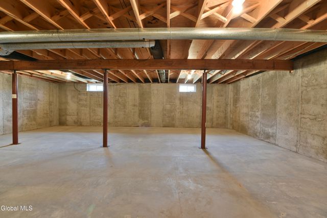 807 Fon Clair Street, Johnstown, NY 12095