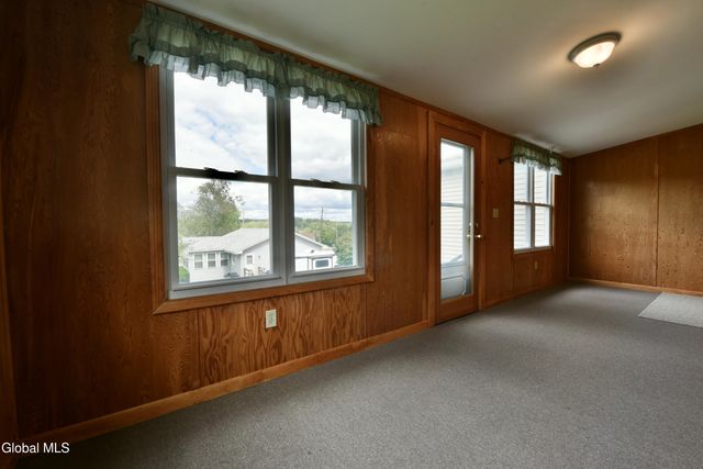 807 Fon Clair Street, Johnstown, NY 12095