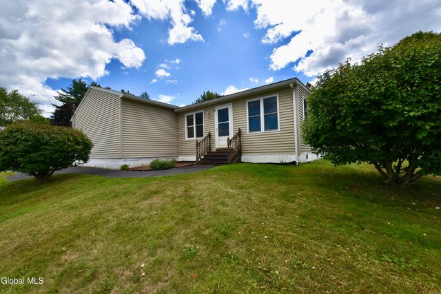 807 Fon Clair Street, Johnstown, NY 12095