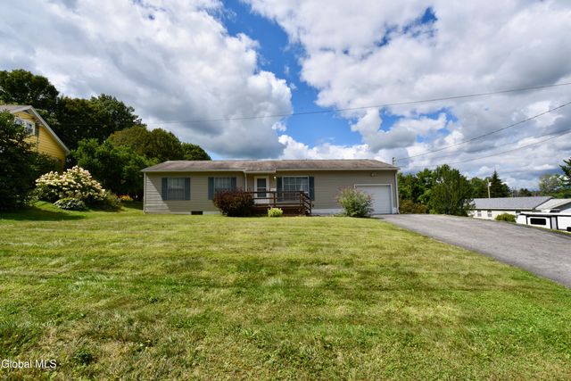 807 Fon Clair Street, Johnstown, NY 12095