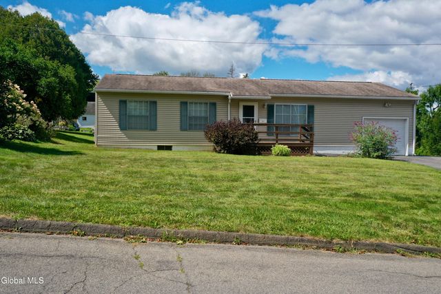 807 Fon Clair Street, Johnstown, NY 12095