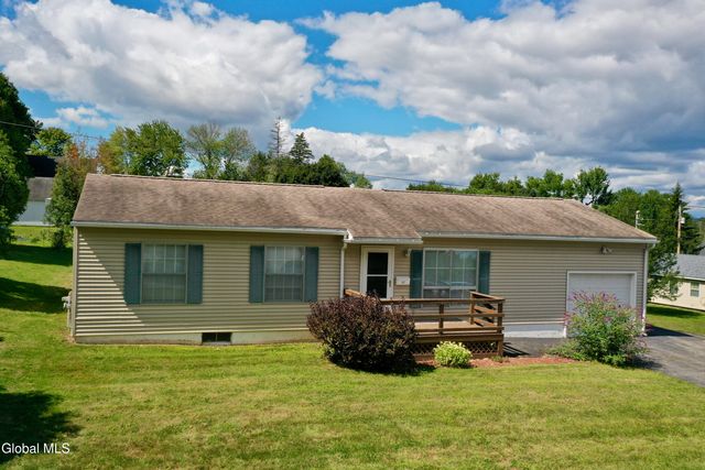 807 Fon Clair Street, Johnstown, NY 12095