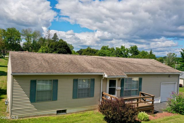 807 Fon Clair Street, Johnstown, NY 12095