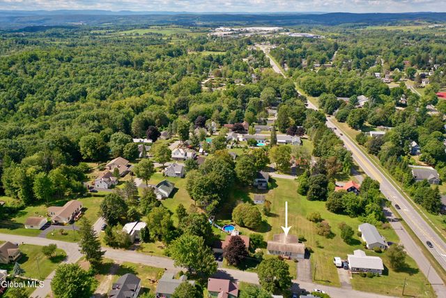 807 Fon Clair Street, Johnstown, NY 12095