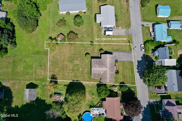 807 Fon Clair Street, Johnstown, NY 12095