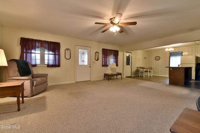 807 Fon Clair Street, Johnstown, NY 12095