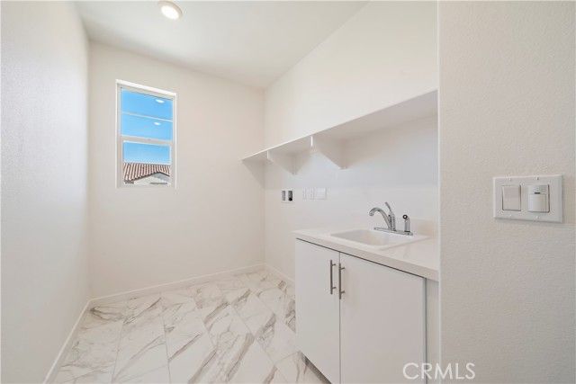 3808 Crossen Drive, Corona, CA 92883