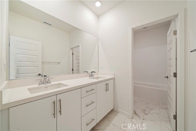 3808 Crossen Drive, Corona, CA 92883