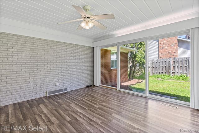 3441 Hawthorne Drive, Flint, MI 48503
