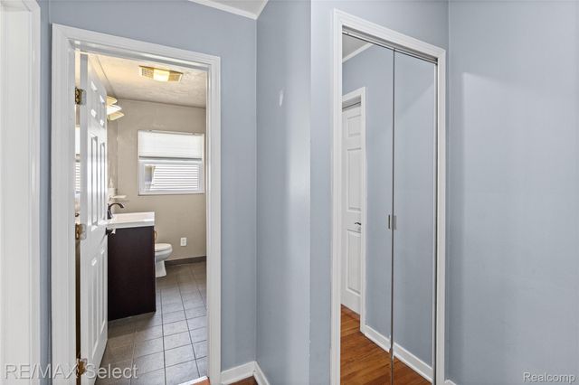 3441 Hawthorne Drive, Flint, MI 48503