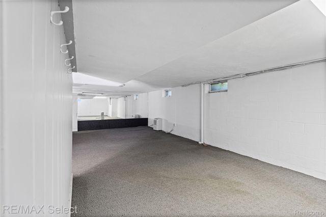 3441 Hawthorne Drive, Flint, MI 48503