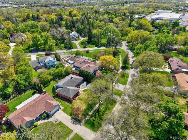3441 Hawthorne Drive, Flint, MI 48503
