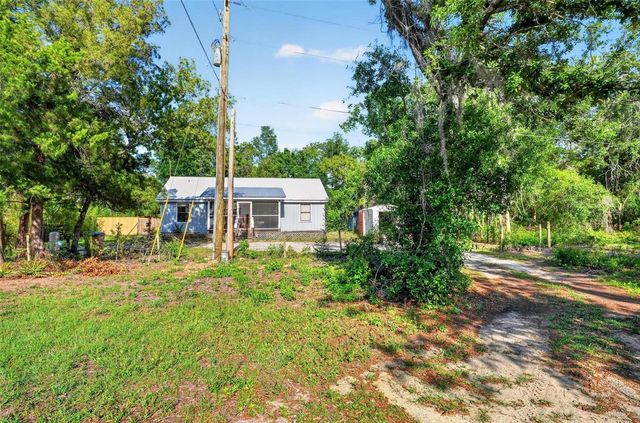 19150 COUNTY ROAD 450, Umatilla, FL 32784