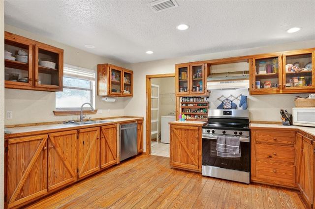 19150 COUNTY ROAD 450, Umatilla, FL 32784