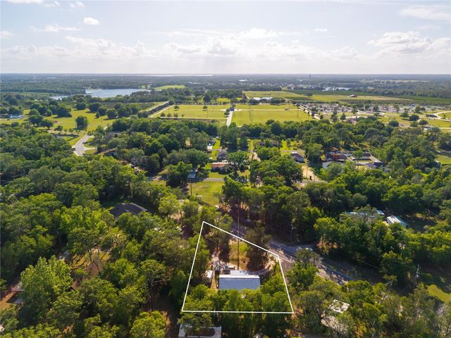 19150 COUNTY ROAD 450, Umatilla, FL 32784