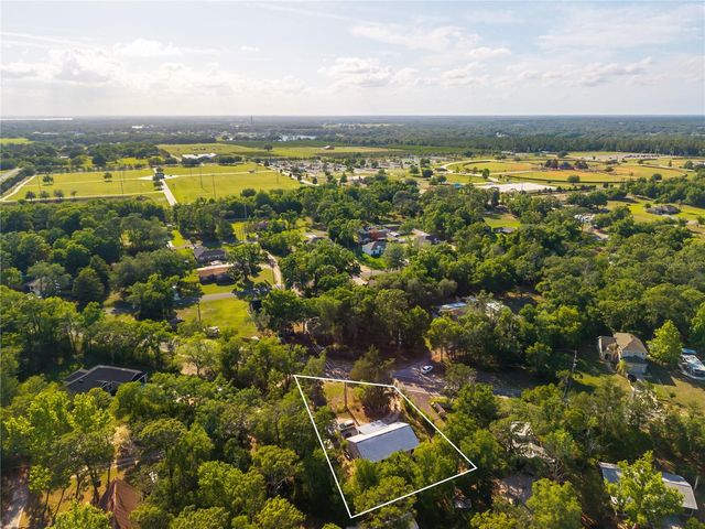19150 COUNTY ROAD 450, Umatilla, FL 32784