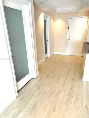2020 NE 135th Street 506, North Miami, FL 33181