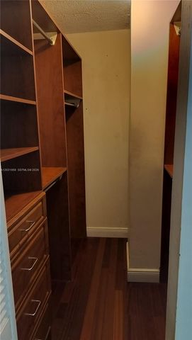 2020 NE 135th Street 506, North Miami, FL 33181